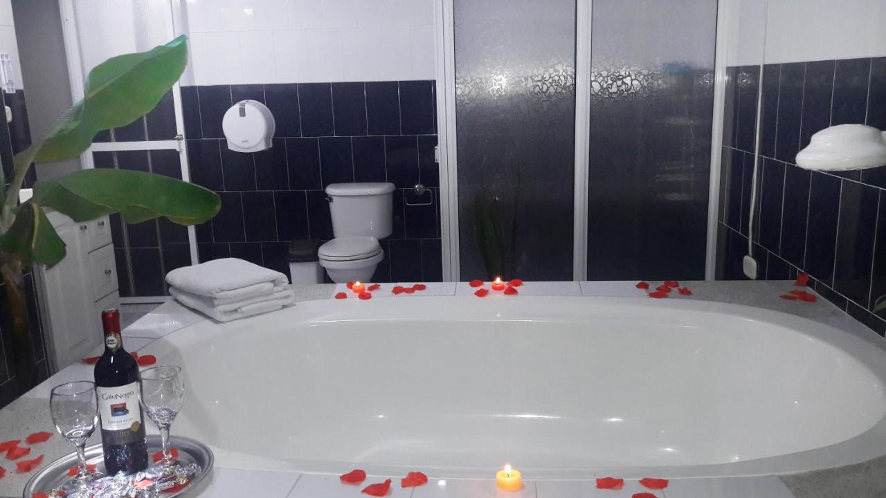 Magic Jardin Hostel - Patio, Balcony & Rooftop ภายนอก รูปภาพ