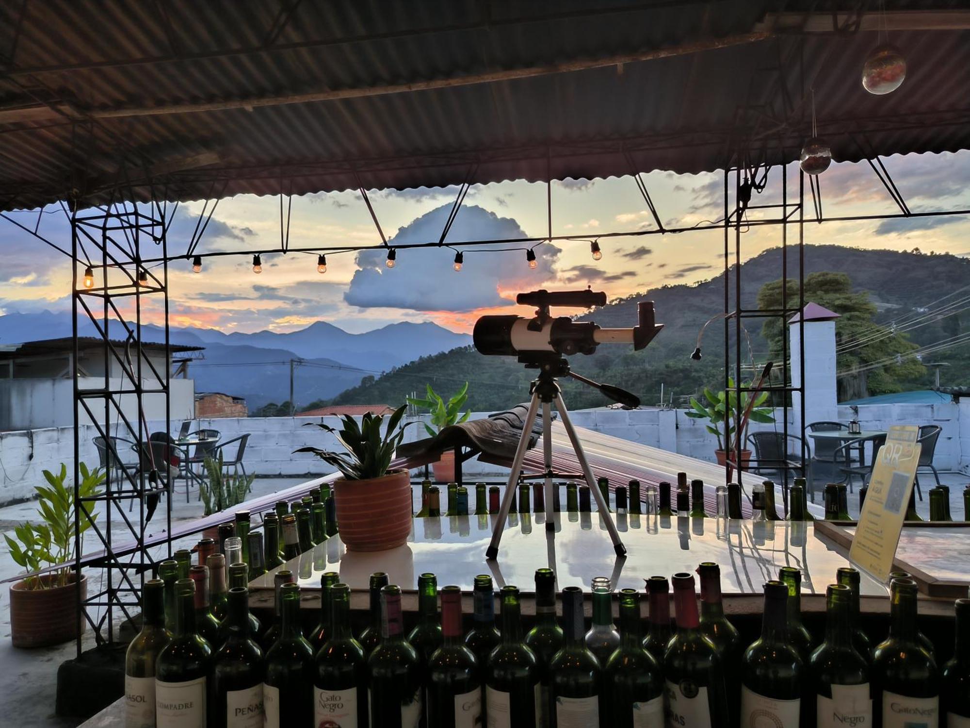 Magic Jardin Hostel - Patio, Balcony & Rooftop ภายนอก รูปภาพ